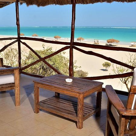 Ambatomilo Shangri-La Lodge מראה חיצוני תמונה